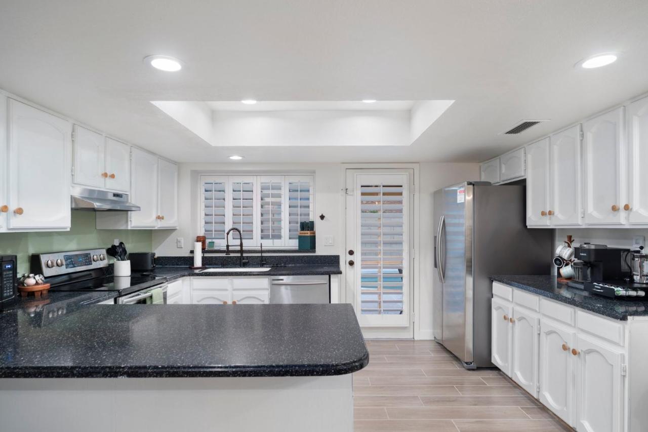 Large Pool With Diving Board, Remodeled 3Bdrm, Near State Farm Stdm And More! Peoria Luaran gambar