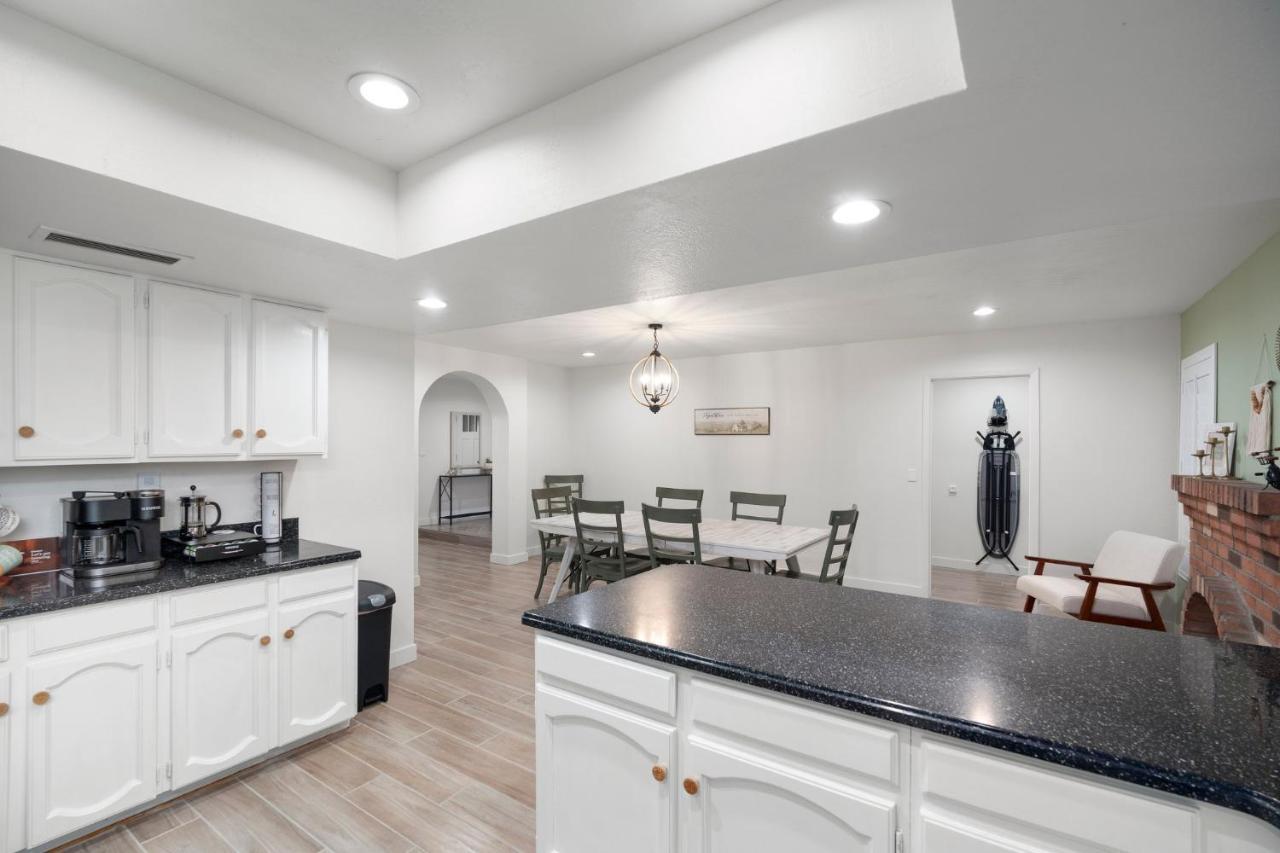 Large Pool With Diving Board, Remodeled 3Bdrm, Near State Farm Stdm And More! Peoria Luaran gambar