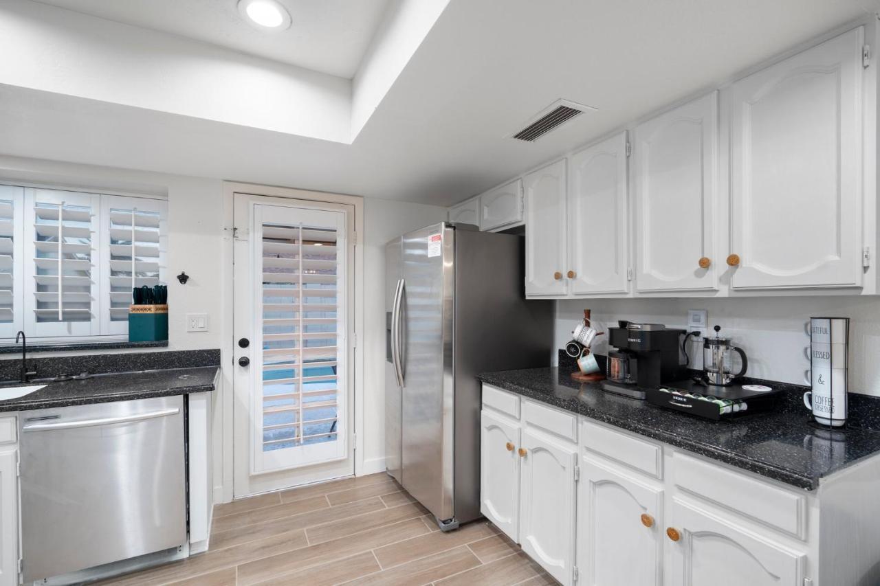Large Pool With Diving Board, Remodeled 3Bdrm, Near State Farm Stdm And More! Peoria Luaran gambar